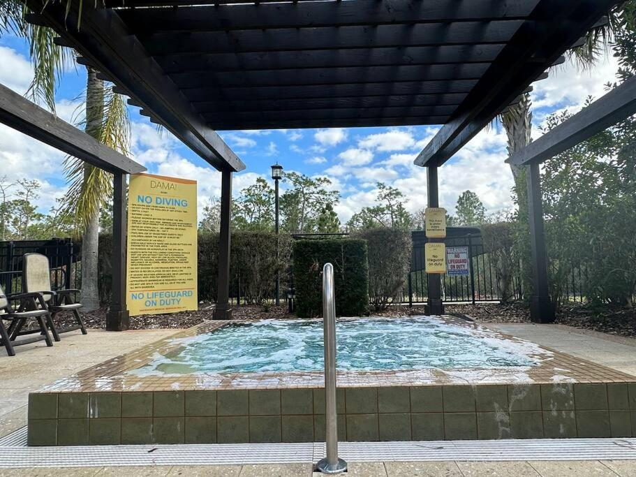 4Br Disney Family Townhouse Resort In Orlando - With Resort Pool, Gym, Games, & Jacuzzi Exterior photo